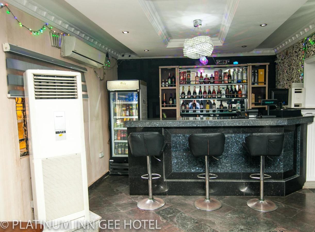 Platinum Inn Gee Hotel Suru Lere Exterior foto